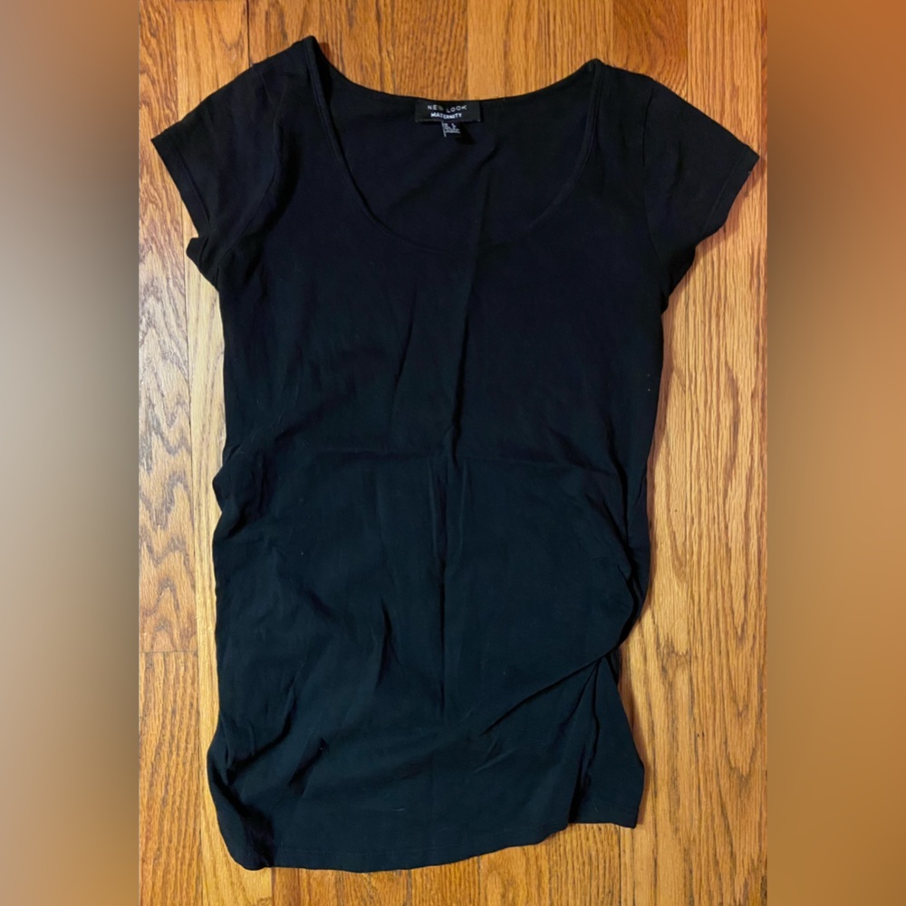 NewLook maternity t-shirt size:4
